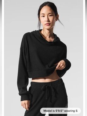 Alo Yoga Muse Hoodie $118 size XS
